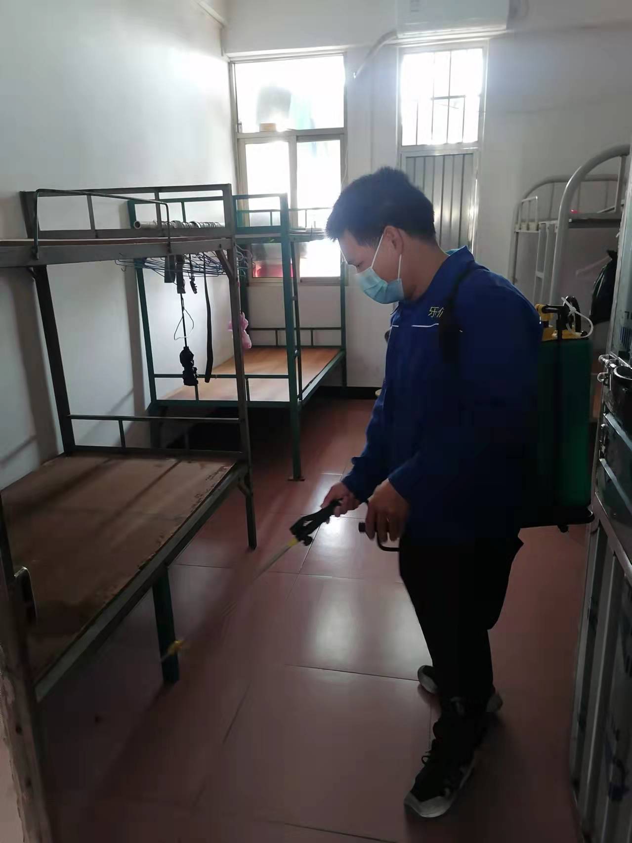 <b>工厂宿舍灭臭虫</b>
